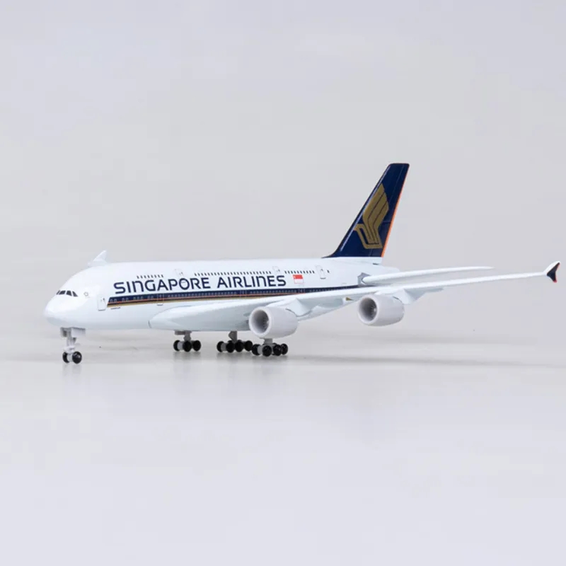 Metalowy model samolotu Airlin – Model Kit Singapore recenzja i cena