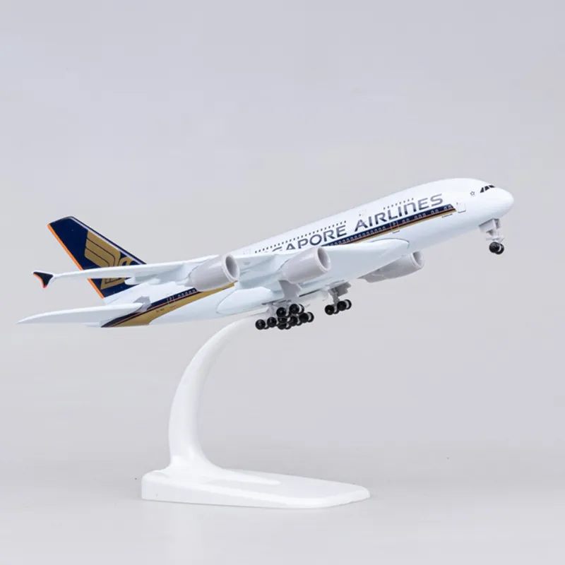 Metalowy model samolotu Airlin – Model Kit Singapore recenzja i cena