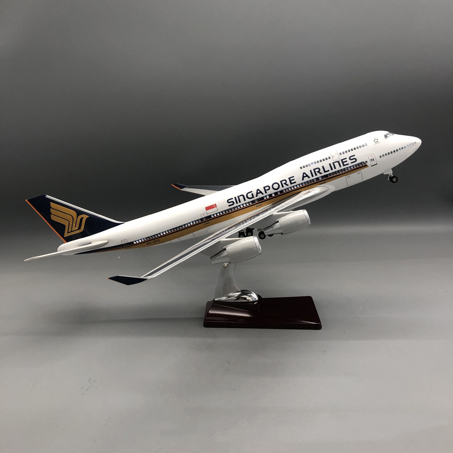Nowy Model Samolotu Singapore  – Model Kit Singapore recenzja i cena